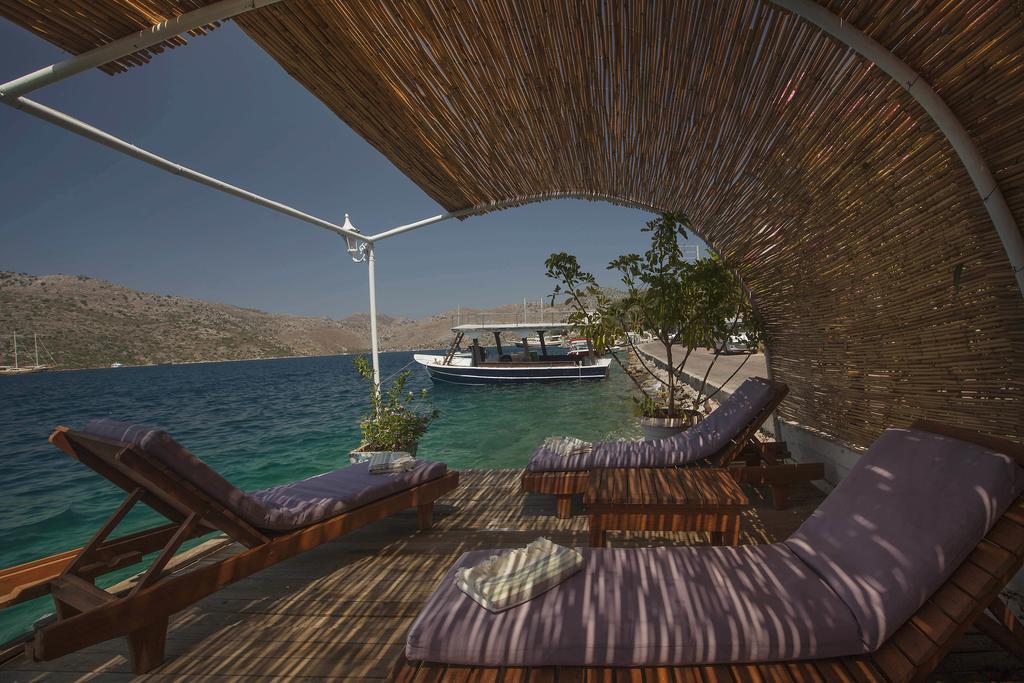 Dolphin Hotel Selimiye  Exterior photo