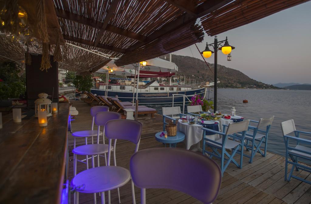 Dolphin Hotel Selimiye  Exterior photo